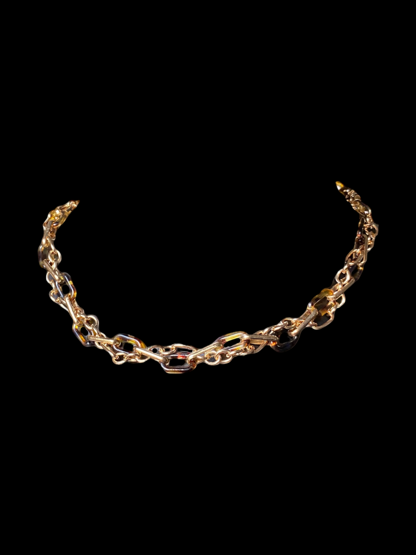 Collier ras du cou chic en écaille de tortue