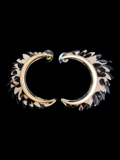 Hide Crescent Hoop