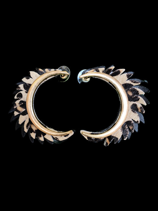 Hide Crescent Hoop